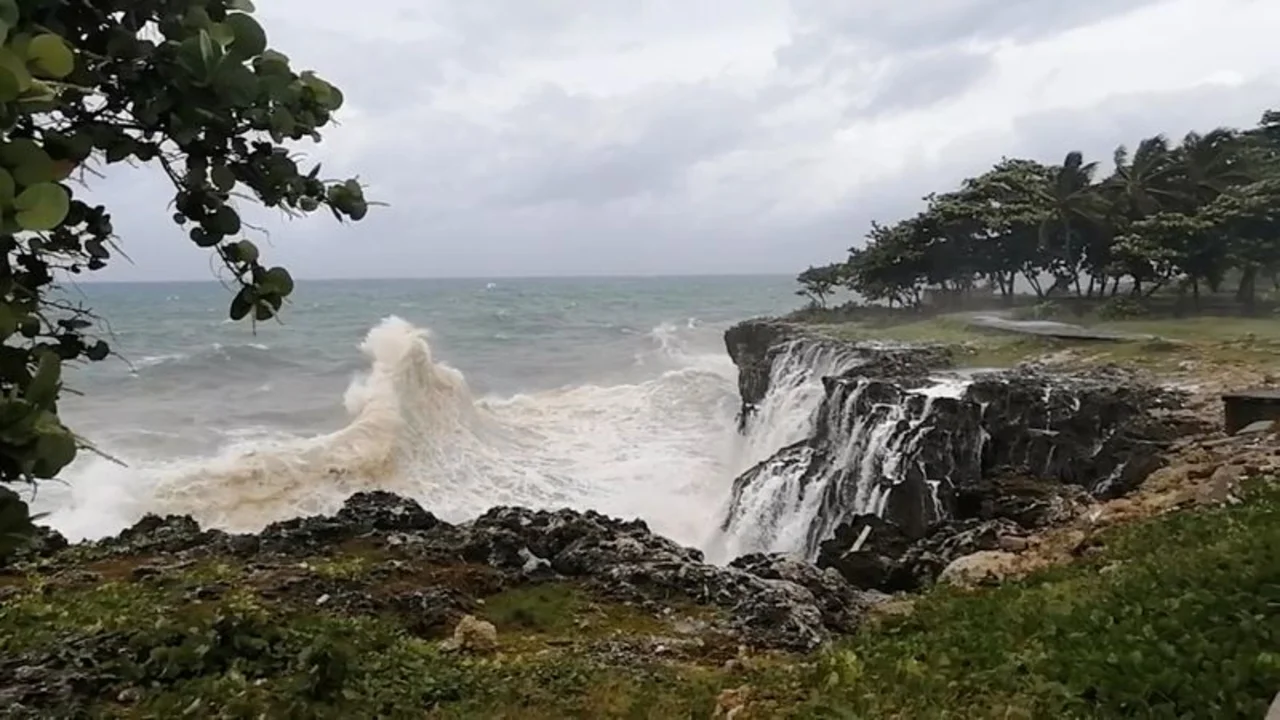 Tormenta tropical Elsa azota con intensas lluvias a Jamaica: avanza rápidamente a Cuba y Estados Unidos