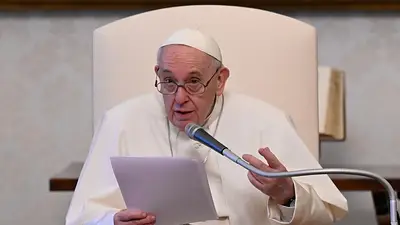 Papa Francisco operación Papa Francisco operación