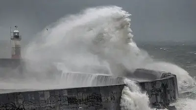 Fenómenos naturales, Neptuno, Inglaterra, Newhaven, Neptuno Fenómenos naturales, Neptuno, Inglaterra, Newhaven, Neptuno