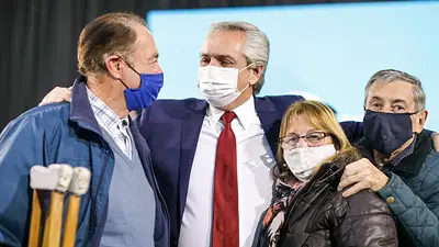 Alberto, sobre el bono a jubilados: "Puedo mirarlos a los ojos y decir que cumplí" Alberto, sobre el bono a jubilados: "Puedo mirarlos a los ojos y decir que cumplí"
