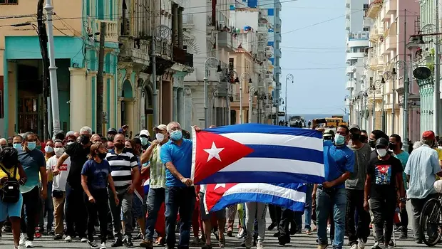 Un cuco que gana batallas después de "muerto" | Cuba