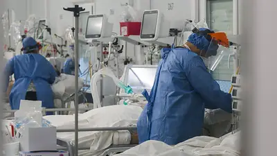 Reporte de COVID-19 en Argentina: más de 14 mil casos y 438 muertes en un día Reporte de COVID-19 en Argentina: más de 14 mil casos y 438 muertes en un día