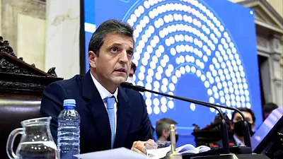 Sergio Massa: "Tenemos que aprender a debatir sin peleas ni rupturas" Sergio Massa: "Tenemos que aprender a debatir sin peleas ni rupturas"