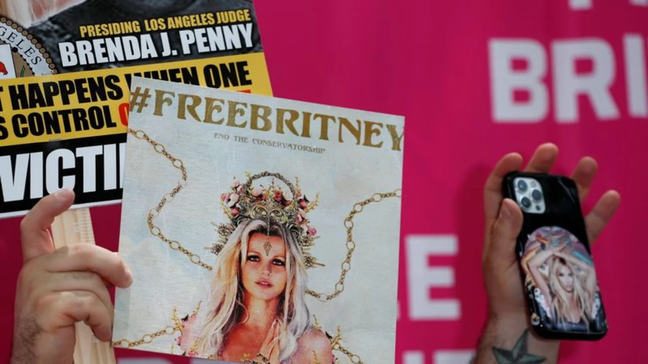 El abogado de Britney Spears busca un custodio para sustituir al padre de la cantante