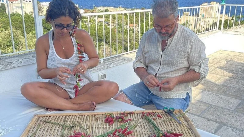 Donato de Santis y su pareja en Italia
