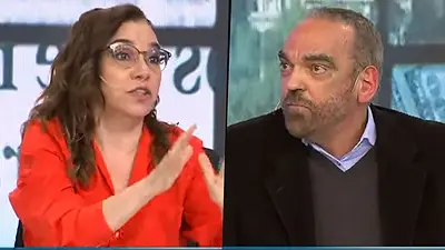 Fernando Iglesias fue acorralado por una periodista de Telenueve. Fernando Iglesias fue acorralado por una periodista de Telenueve.