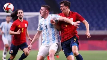 Argentina, eliminada ante España en un final lleno de polémica