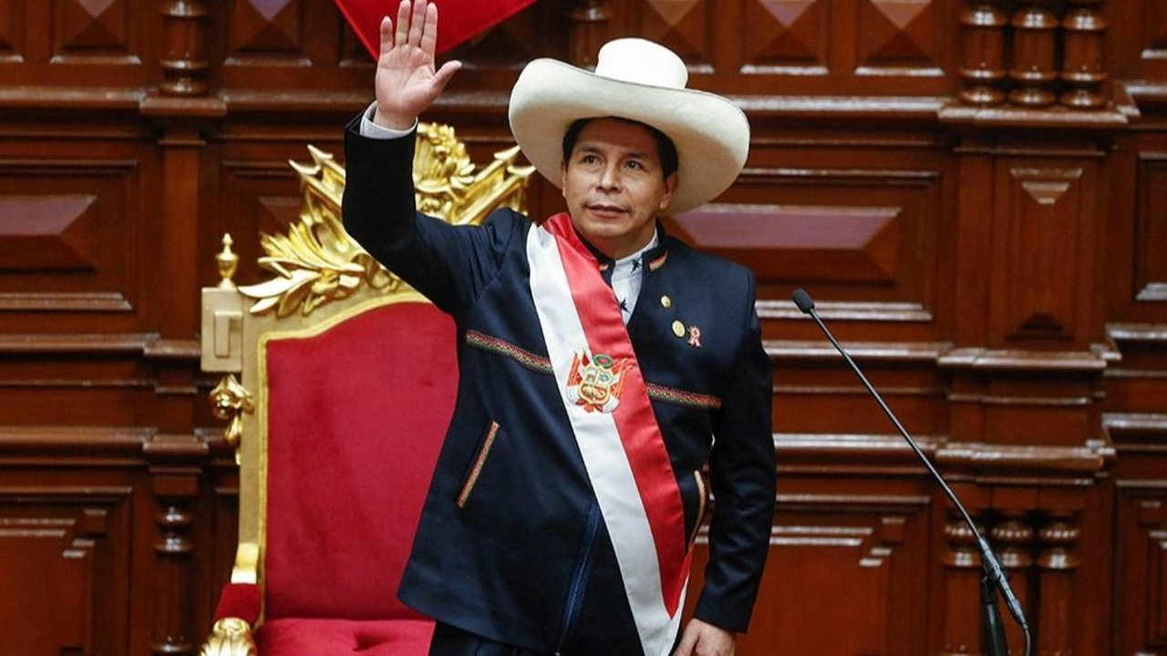 El Poder Judicial de Perú ordenó detenciones masivas a allegados del presidente Castillo