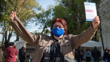 El 70% de los argentinos ya tiene el esquema completo de vacunación