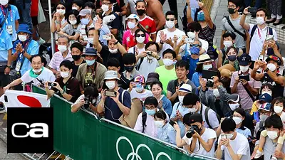Juegos Olímpicos Tokio 2020: multitudes de aficionados al triatlón de Japón desafían prohibición de espectadores Juegos Olímpicos Tokio 2020: multitudes de aficionados al triatlón de Japón desafían prohibición de espectadores