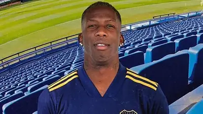 Luis Advíncula Luis Advíncula