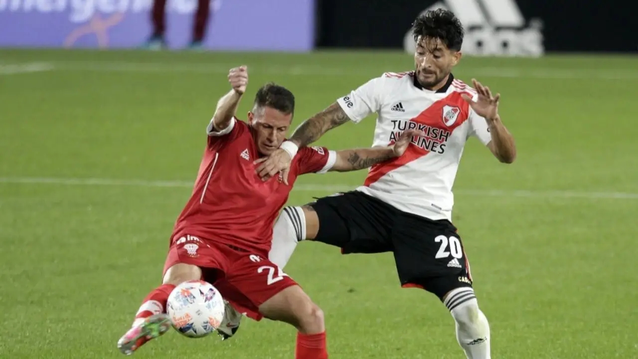 River, Huracán, fútbol argentino, Liga Profesional 2022, streaming, televisión, deportes