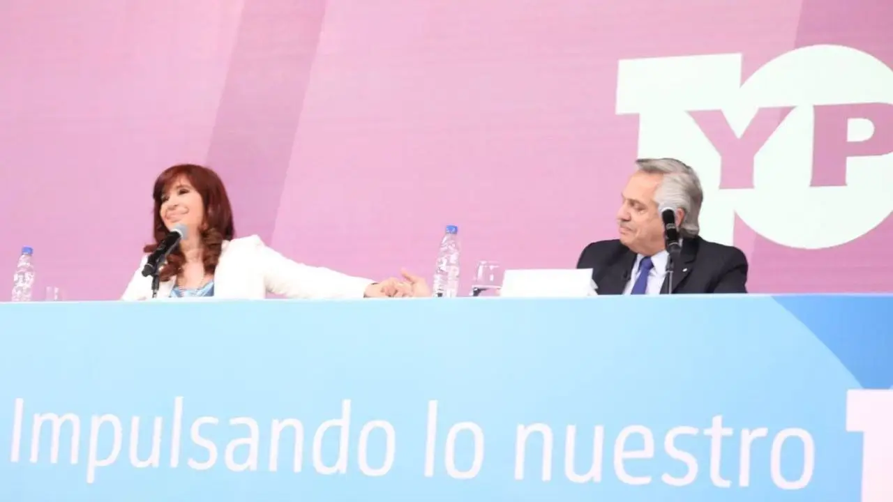 Alberto y Cristina se reúnen en Olivos tras el arribo de Batakis a Economía