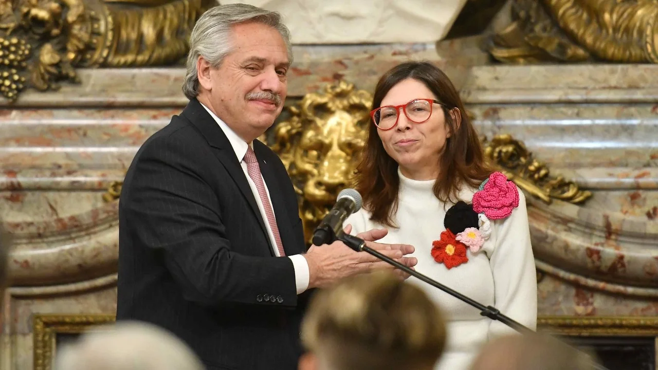 Una asunción fría para aflojar la tensión tras el diálogo entre Alberto y Cristina
