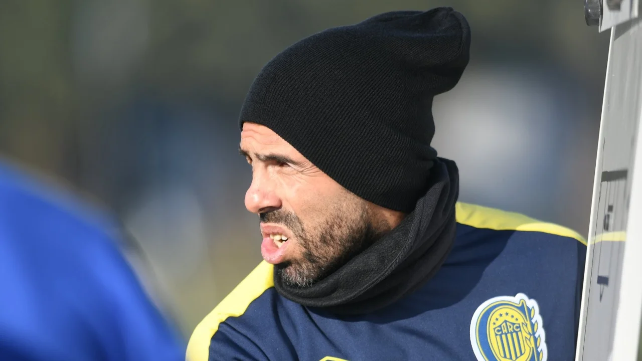 El Rosario Central de Carlos Tevez no levanta cabeza: hizo pretemporada en AFA, volvió a perder y está último
