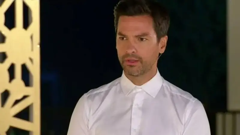 Chino Leunis enojado con quien filtró la final de El Hotel de los Famosos por El Trece