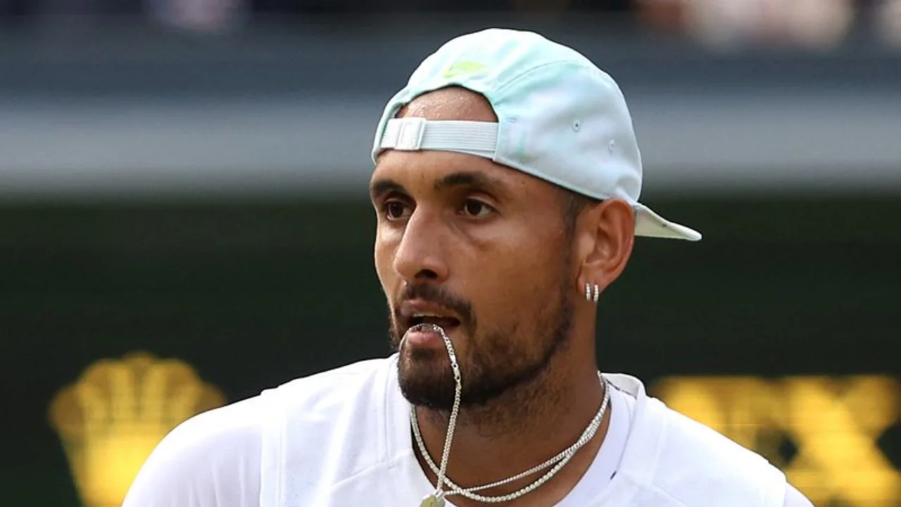 El tenista australiano Kyrgios es acusado de agresión en un caso de finales de 2021