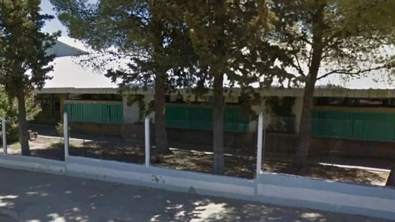 La policía probó gases lacrimógenos al lado de una escuela y 70 alumnos terminaron intoxicados