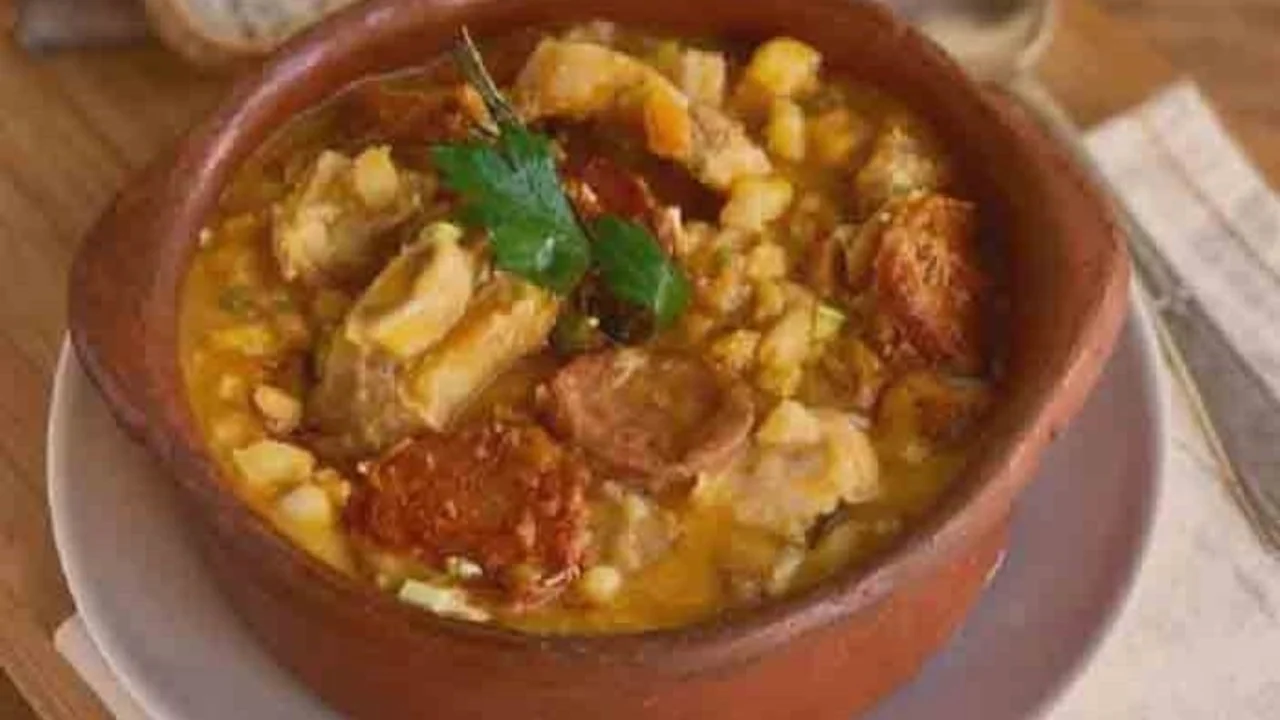 Receta de locro criollo. Cómo cocinar locro para el Día de la Independencia del 9 de julio