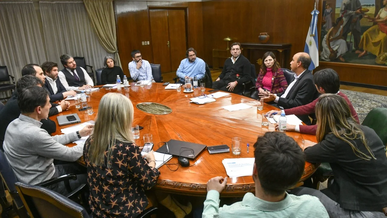 Batakis designó a su equipo económico: uno a uno, todos los nombres
