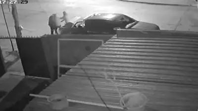 Un policía retirado se resistió a un robo y baleó a dos ladrones Un policía retirado se resistió a un robo y baleó a dos ladrones