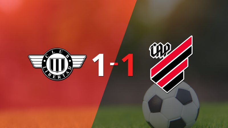 Athletico Paranaense logró sacar el empate a 1 gol en casa de Libertad