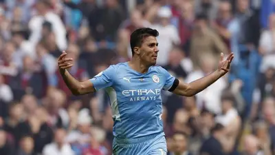 El Manchester City ata a Rodri hasta 2027 con un nuevo contrato El Manchester City ata a Rodri hasta 2027 con un nuevo contrato