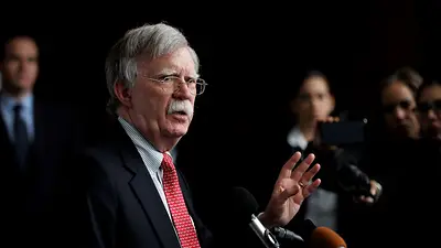 Ex funcionario de EEUU reconoció que "ayudó" a planear golpes de Estado Ex funcionario de EEUU reconoció que "ayudó" a planear golpes de Estado