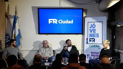 Tufaro: “Necesitamos una política de vivienda para los jóvenes y la clase media trabajadora en la Ciudad de Buenos Aires” Tufaro: “Necesitamos una política de vivienda para los jóvenes y la clase media trabajadora en la Ciudad de Buenos Aires”
