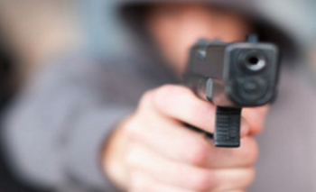 Mataron a una mujer delante de su hijo: hay un detenido y dos prófugos  | Policiales