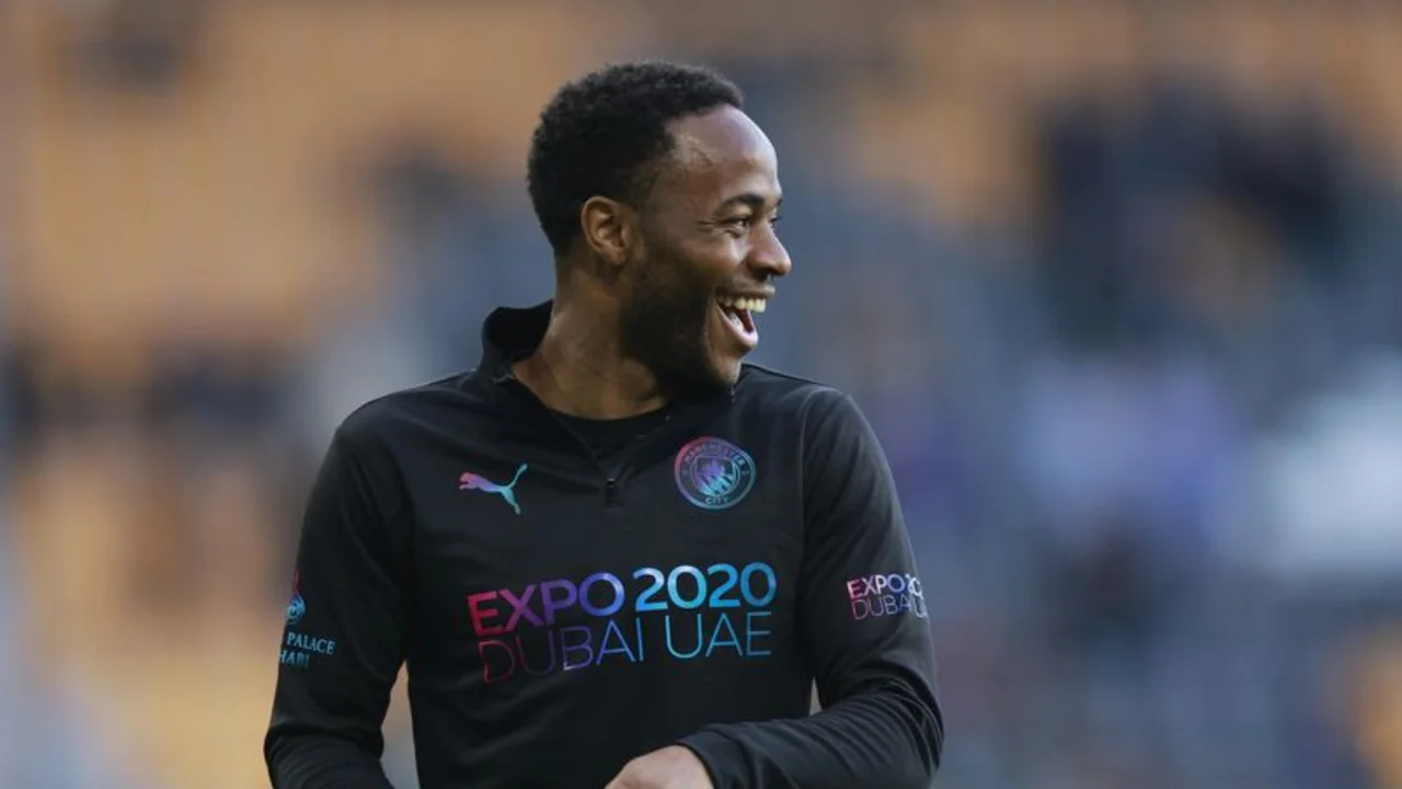 Chelsea completa el fichaje de Sterling desde el Manchester City