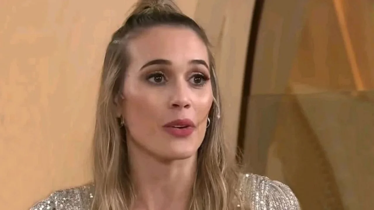Chechu Bonelli triste por la muerte de su padre en medio de su tercer embarazo