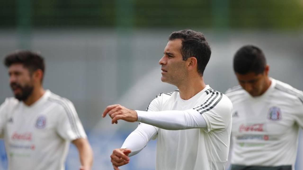 Barcelona contrata a Rafa Márquez como DT del filial