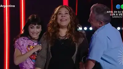 Lali Espósito y Ricardo Montaner. Lali Espósito y Ricardo Montaner.