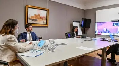 Batakis en el G20 destacó: "En Argentina seguimos protegiendo a los más vulnerables" Batakis en el G20 destacó: "En Argentina seguimos protegiendo a los más vulnerables"