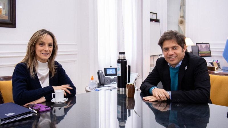 Kicillof analizó con Malena Galmarini las obras que desarrolla AySA en la provincia