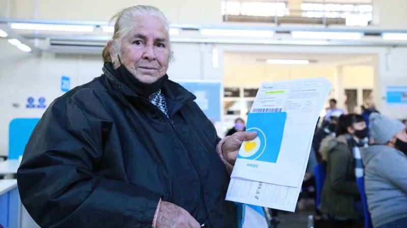 Cuándo cobro Anses: quiénes cobran pagan pensiones y asignaciones este lunes 7 de noviembre
