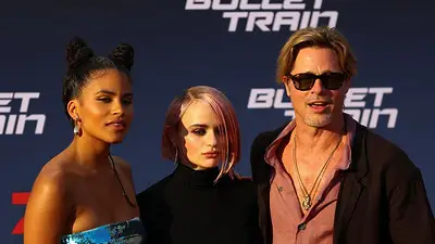 Brad Pitt lucha contra asesinos en el thriller de acción "Bullet Train" Brad Pitt lucha contra asesinos en el thriller de acción "Bullet Train"