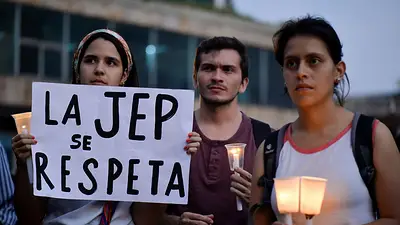 La Justicia colombiana imputó a diez militares por decenas de asesinatos y desapariciones La Justicia colombiana imputó a diez militares por decenas de asesinatos y desapariciones