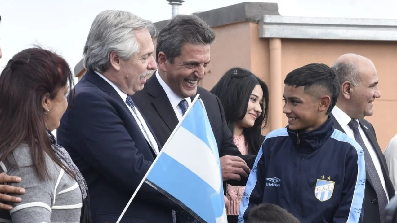 El Gobierno trabaja en un súper ministerio de Economía para Massa