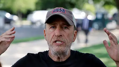 El comediante Jon Stewart se enfurece por el rechazo de republicanos a ayuda de salud para veteranos El comediante Jon Stewart se enfurece por el rechazo de republicanos a ayuda de salud para veteranos