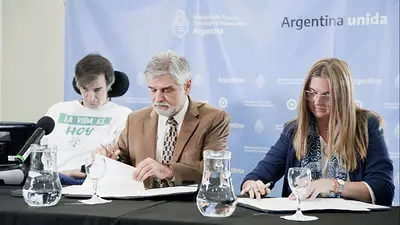 Filmus y la Fundación Esteban Bullrich lanzaron un proyecto sobre ELA Filmus y la Fundación Esteban Bullrich lanzaron un proyecto sobre ELA