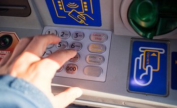 Sacar plata ya no será igual: los cajeros automáticos cambian para siempre  | Bancos