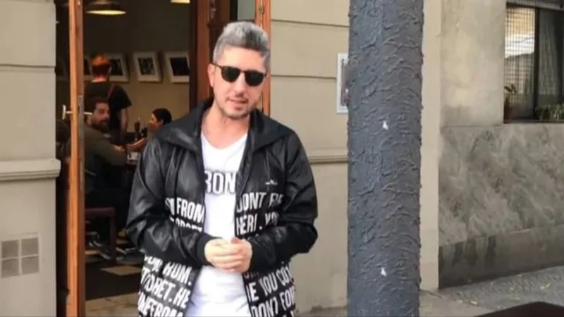 Jey Mammón se reúne con Telefe
