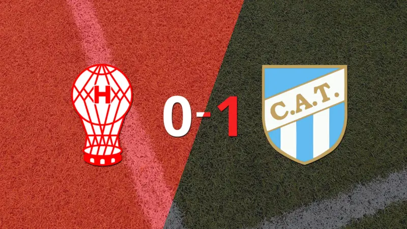 Atlético Tucumán ganó por la mínima en su visita a Huracán