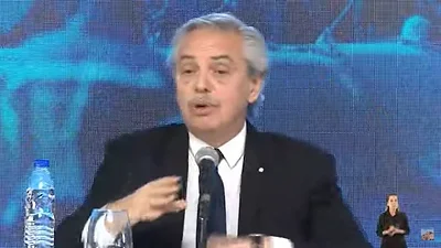 Alberto Fernández en la inauguración del gasoducto Néstor Kirchner: "Empezamos a declarar la independencia energética de la Argentina" Alberto Fernández en la inauguración del gasoducto Néstor Kirchner: "Empezamos a declarar la independencia energética de la Argentina"