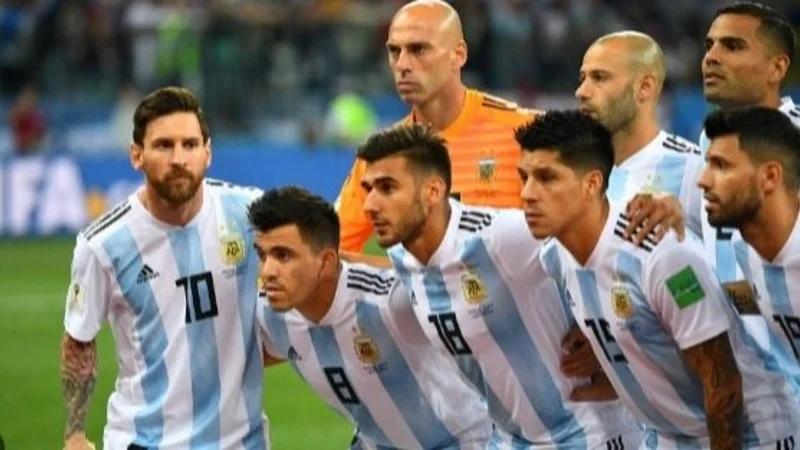 Jugó en la Selección Argentina con Messi y a los 41 años anunció su retiro