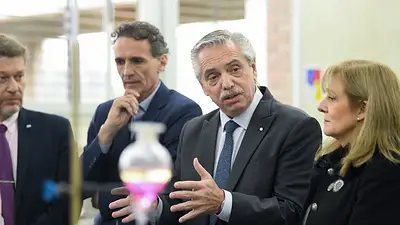 Alberto Fernández: "No podemos exigirles a los jóvenes que sufran el desarraigo para poder estudiar" Alberto Fernández: "No podemos exigirles a los jóvenes que sufran el desarraigo para poder estudiar"
