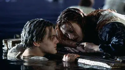 Salió a la luz: así era el final alternativo que James Cameron quería para Titanic. Salió a la luz: así era el final alternativo que James Cameron quería para Titanic.