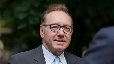 Kevin Spacey dice en corte londinense que está "destrozado" por acusaciones de agresión sexual Kevin Spacey dice en corte londinense que está "destrozado" por acusaciones de agresión sexual